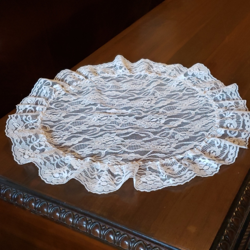 Doily - Picture 6 of 7
